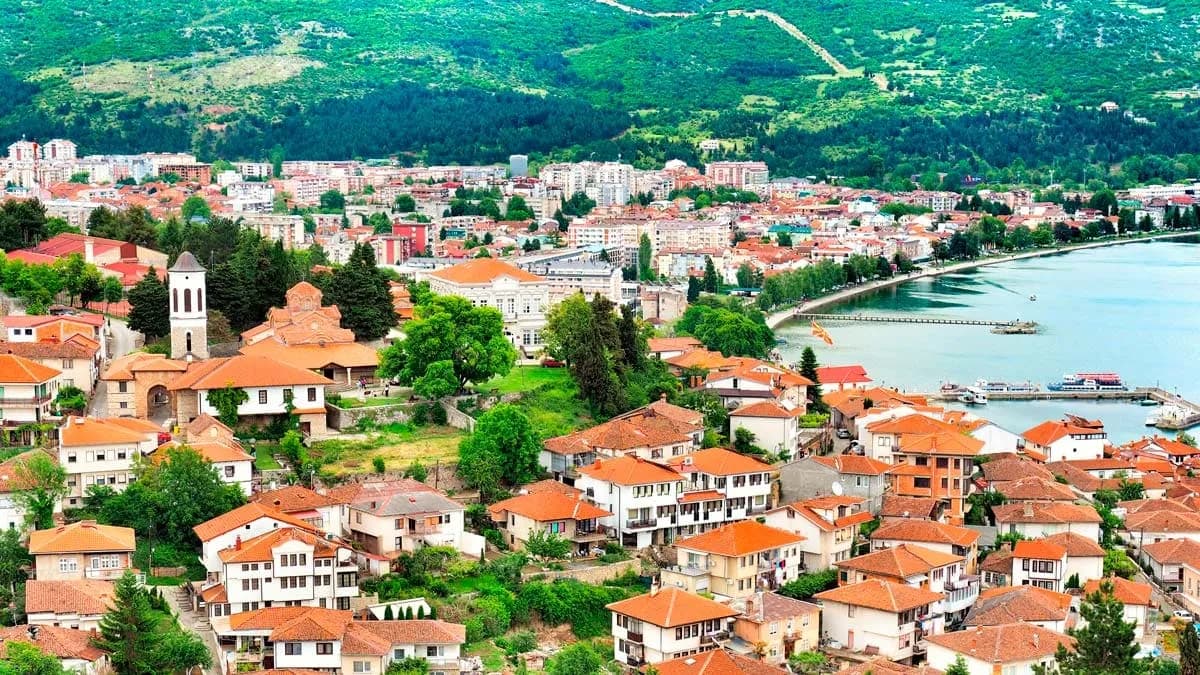 Balkanların Gizli Hazinesi: Kuzey Makedonya Tatil Rehberi